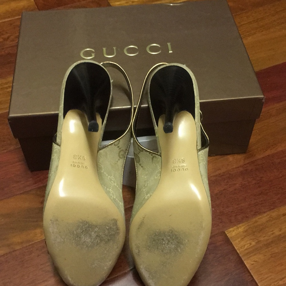 Authentic used Gucci shoes. - Picture 6 of 9